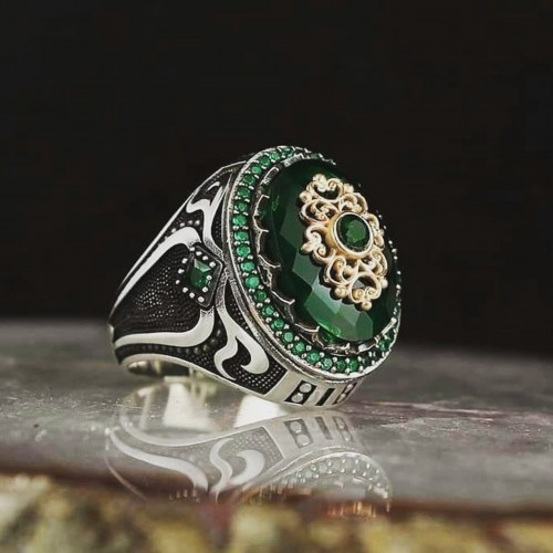 925 AYAR KALİTE İŞÇİLİKLİ ZÜMRÜT TAŞLI TARZ ERKEK YÜZÜK