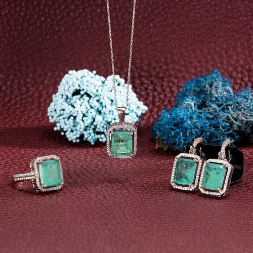 Göz kamaştırıcı agua paraiba 925ayar gümüş pırlanta baget set